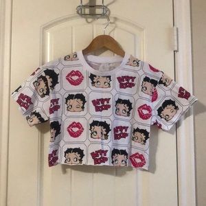 Adorable Betty Boop Crop Top Size Small